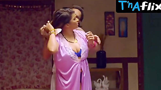 Leena Singh Breasts Scene in Manmaniyan