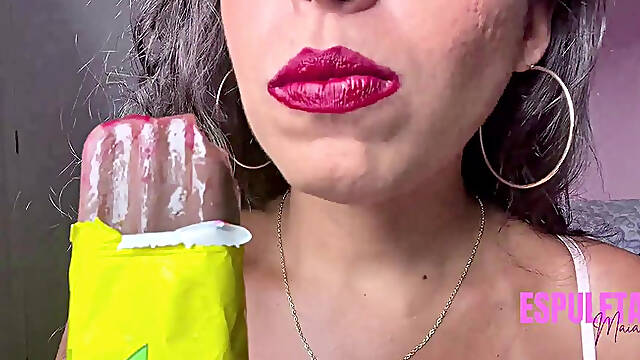 Sensory ASMR: Lipstick and Ice Cream
