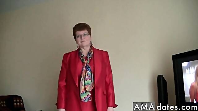 Mature cums for lover