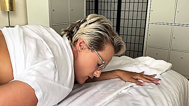 Lovely Blonde Anal Fisting Toying