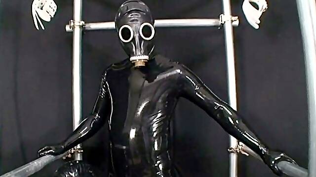 Angela amateur fetish blowjob in latex