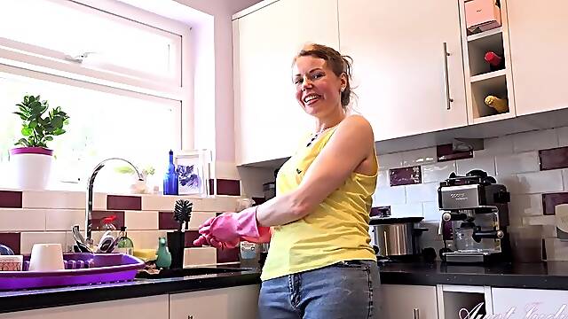Housewife Alexia Plays For You in the Kitchen
