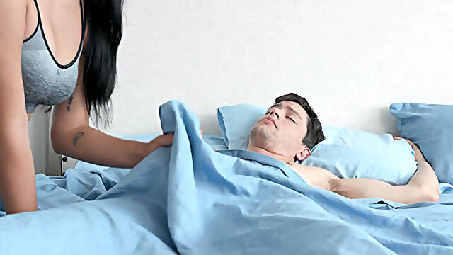 Meget Stram, Amatør Stedmor, Terapi Show