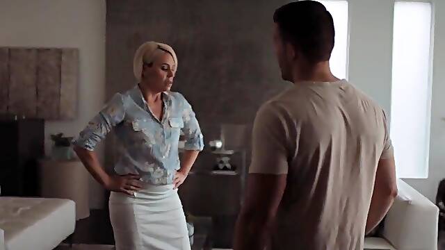 De Unge Mødre, Behåret Gammel Og Ung