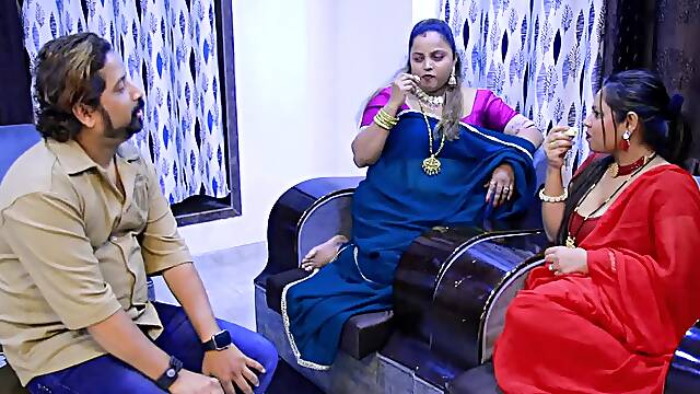 TWO GIRLS BET A BANANA ON THE CARROM GAME