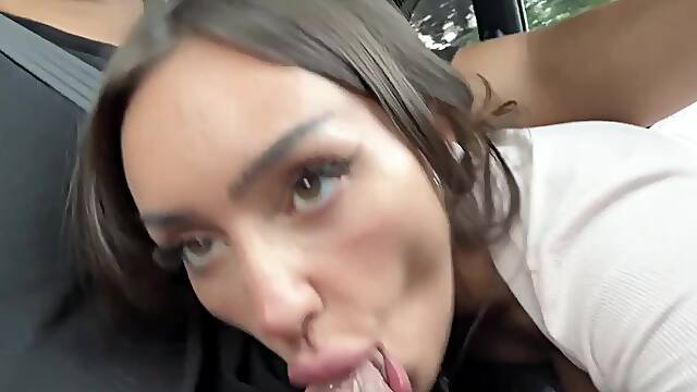 College Whore -Sisi Rose Likes To Suck Knob - Teddy Tarantino - Amateur - Car Sex