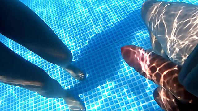 Risky Sex in the Pool Outside 9 Months Pregnant